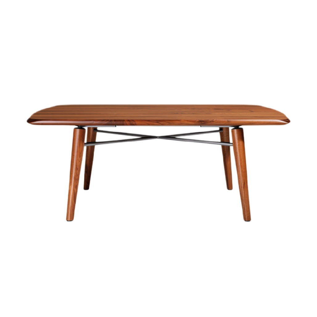 Eettafel van hout met metalen onderstel en afgeronde hoeken